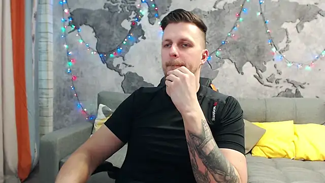 VikingChrisss online show from January 2025 10:47:01 AM