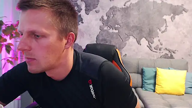 VikingChrisss online show from October 2025 09:08:01 AM