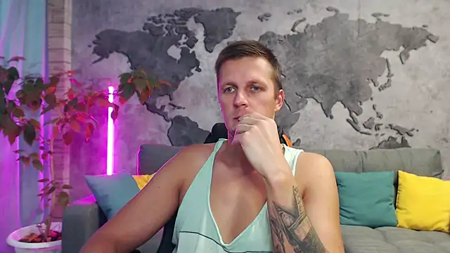 VikingChrisss online show from October 2025 10:10:01 AM