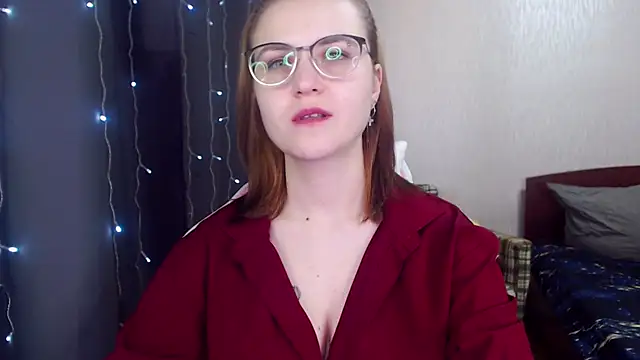 MissBrightShine online show from February 2025 01:16:01 PM