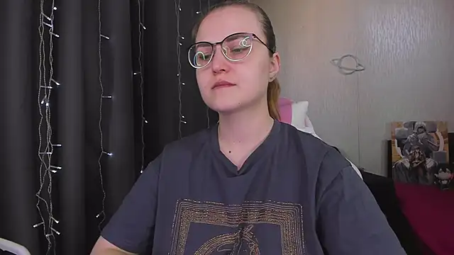 MissBrightShine online show from February 2026 12:02:01 PM