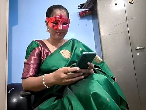 Snapshot of SANJU5888 chatting on April 2026 08:17:01 AM SANJU5888 online show from April 2026 08:17:01 AM