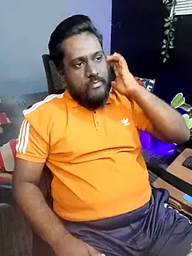 Rayansmith  online show from October 2025 08:51:02 PM