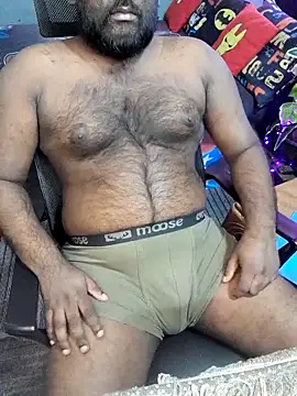 Rayansmith  online show from December 2025 12:01:02 PM