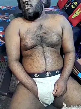 Rayansmith  online show from December 2025 11:46:01 PM