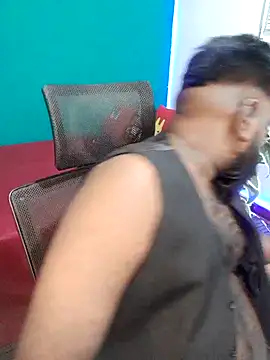 Rayansmith  online show from April 2026 09:09:02 PM