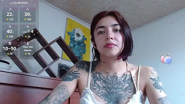 ZoeBakers  online show from September 2025 04:12:02 PM