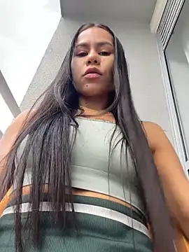 Snapshot of dominantandsubmissiveshow chatting on May 2026 10:07:01 PM dominantandsubmissiveshow online show from May 2026 10:07:01 PM