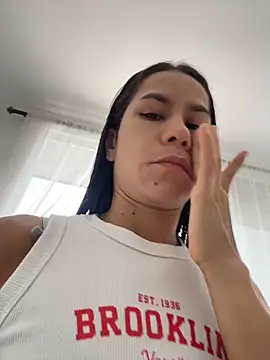 Snapshot of dominantandsubmissiveshow chatting on May 2026 03:31:02 PM dominantandsubmissiveshow online show from May 2026 03:31:02 PM
