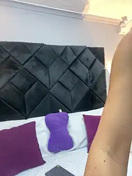 letiziia sky1 online show from November 2025 07:41:02 PM