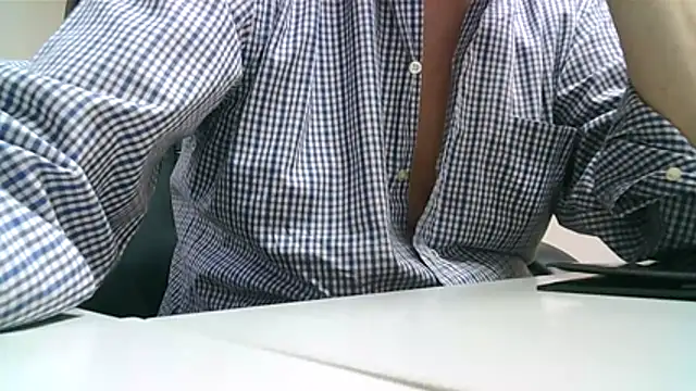 Gregcam online show from June 2026 10:17:02 AM