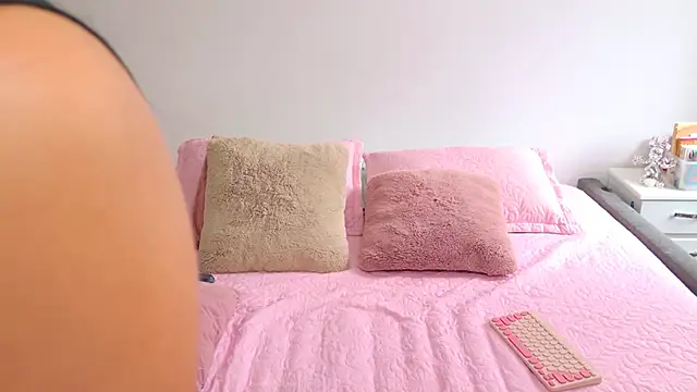 Mar 333 online show from February 2025 09:19:01 PM