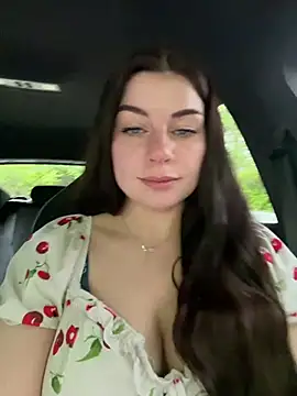 EllyNora online show from May 2026 04:03:02 PM