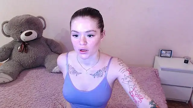 Snapshot of miaacatt chatting on February 2025 10:16:02 AM miaacatt online show from February 2025 10:16:02 AM