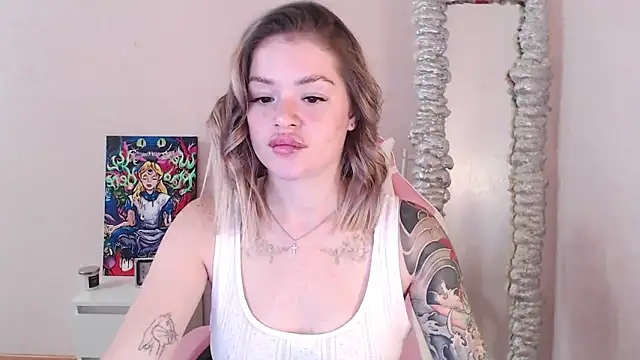 Snapshot of miaacatt chatting on September 2025 05:29:01 AM miaacatt online show from September 2025 05:29:01 AM