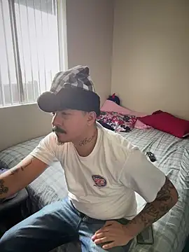 PeterGrandee online show from December 2025 09:34:02 PM