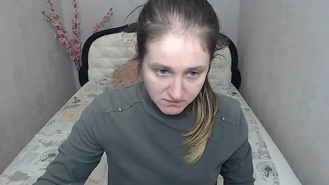 Snapshot of Holliy_Cooper chatting on April 2026 08:13:01 AM Holliy Cooper online show from April 2026 08:13:01 AM