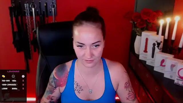 Snapshot of _Jane_Warren_ chatting on January 2025 08:16:01 PM Jane Warren online show from January 2025 08:16:01 PM