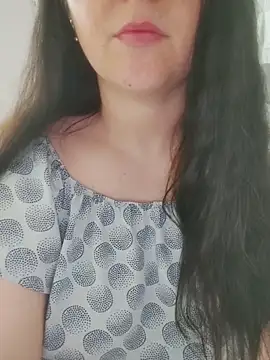 Snapshot of ErikaVlovely chatting on April 2026 09:07:01 AM ErikaVlovely online show from April 2026 09:07:01 AM