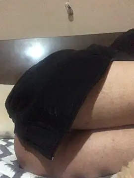 sandyfem01 online show from February 2025 03:26:02 AM