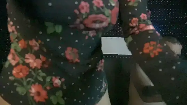 Snapshot of Dulce_yors chatting on December 2024 09:29:02 AM Dulce yors online show from December 2024 09:29:02 AM