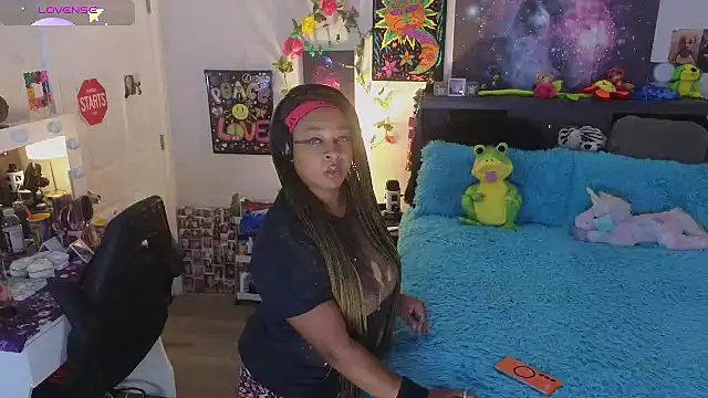 temptressbeauty24 online show from September 2025 06:02:01 PM