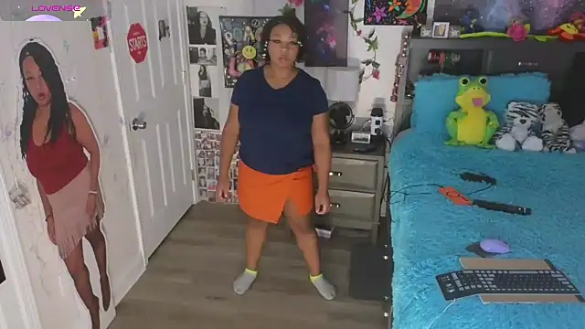 temptressbeauty24 online show from October 2025 03:17:01 AM