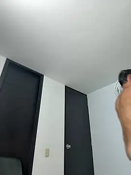 Snapshot of Tony_santos chatting on July 2026 09:22:01 AM Tony santos online show from July 2026 09:22:01 AM
