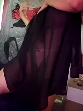 Snapshot of Zeina2024 chatting on September 2025 05:55:02 AM Zeina2024 online show from September 2025 05:55:02 AM