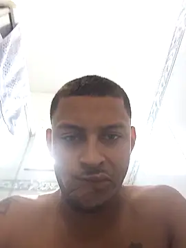 emrehliug12 online show from March 2025 01:08:01 PM