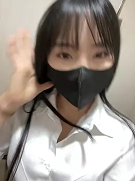 Snapshot of Asia-Lynn chatting on April 2026 01:41:01 PM Asia-Lynn online show from April 2026 01:41:01 PM