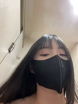 Snapshot of Asia-Lynn chatting on April 2026 10:48:01 AM Asia-Lynn online show from April 2026 10:48:01 AM