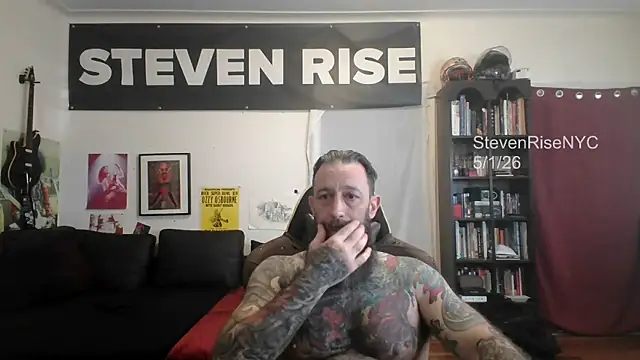 Snapshot of StevenRiseNYC chatting on May 2026 06:34:02 PM StevenRiseNYC online show from May 2026 06:34:02 PM