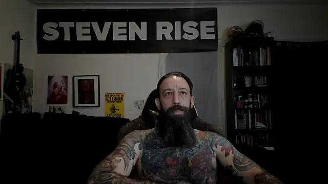 Snapshot of StevenRiseNYC chatting on May 2026 10:36:01 AM StevenRiseNYC online show from May 2026 10:36:01 AM