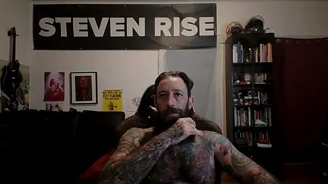 Snapshot of StevenRiseNYC chatting on May 2026 10:54:02 AM StevenRiseNYC online show from May 2026 10:54:02 AM