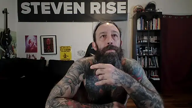 Snapshot of StevenRiseNYC chatting on June 2026 12:41:01 PM StevenRiseNYC online show from June 2026 12:41:01 PM