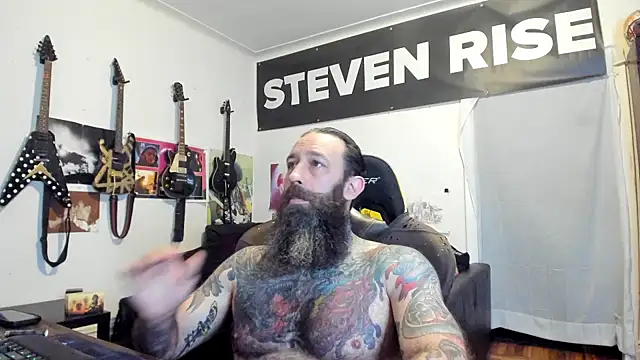 Snapshot of StevenRiseNYC chatting on June 2026 10:30:01 AM StevenRiseNYC online show from June 2026 10:30:01 AM