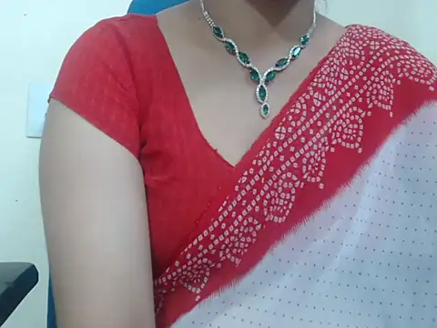 Lovely Siri 23 online show from November 2025 12:07:01 PM