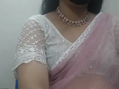 Snapshot of Lovely_Siri_23 chatting on May 2026 03:41:02 PM Lovely Siri 23 online show from May 2026 03:41:02 PM