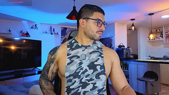 Michael Diamond online show from October 2025 02:33:01 AM