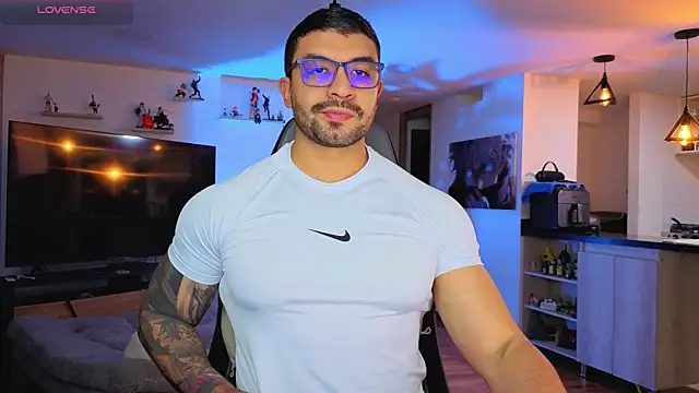 Michael Diamond online show from October 2025 03:06:02 AM