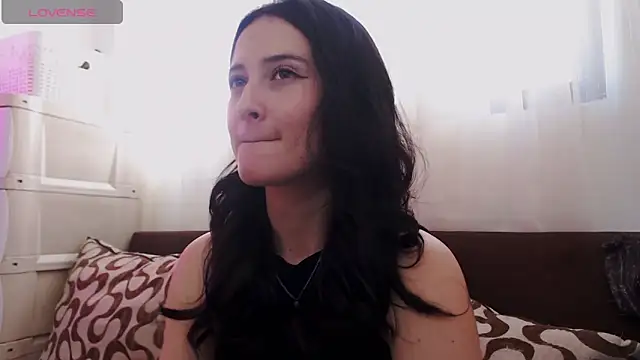 Snapshot of AlissonnFoxx chatting on May 2026 09:00:01 PM AlissonnFoxx online show from May 2026 09:00:01 PM