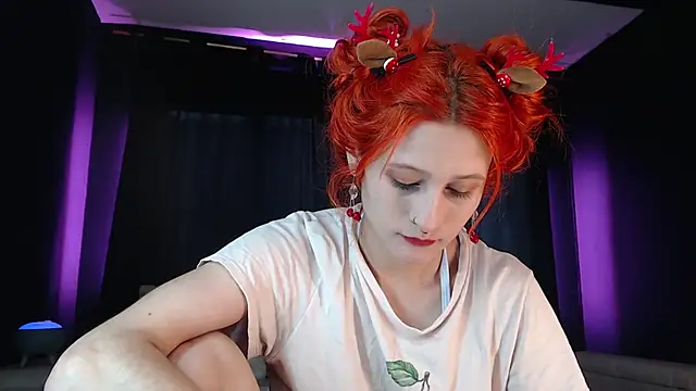 skinny Raven online show from November 2025 07:38:01 PM