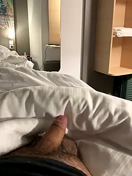 Snapshot of neugrg chatting on October 2025 05:08:01 PM neugrg online show from October 2025 05:08:01 PM