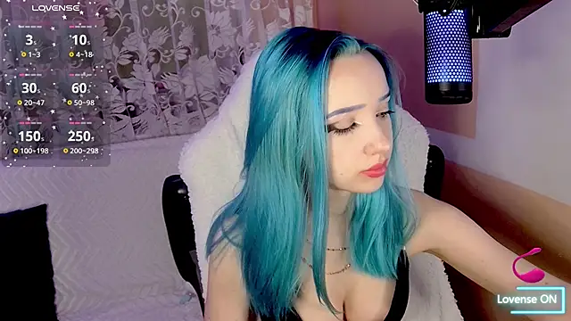 Snapshot of ChloeKiss chatting on December 2024 12:19:02 AM ChloeKiss online show from December 2024 12:19:02 AM