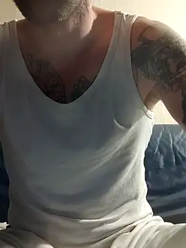 PIercingBoy38 online show from November 2025 02:58:02 AM