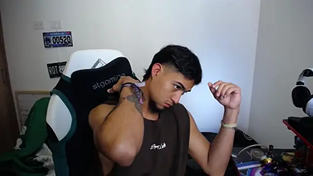 matias bianco online show from November 2025 04:18:01 PM