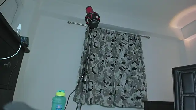 eileen pinkman online show from October 2025 10:15:01 PM