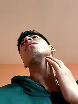 Alexander9827 online show from November 2025 02:06:02 PM