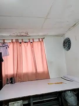 Alissamore3 online show from February 2025 03:20:01 PM